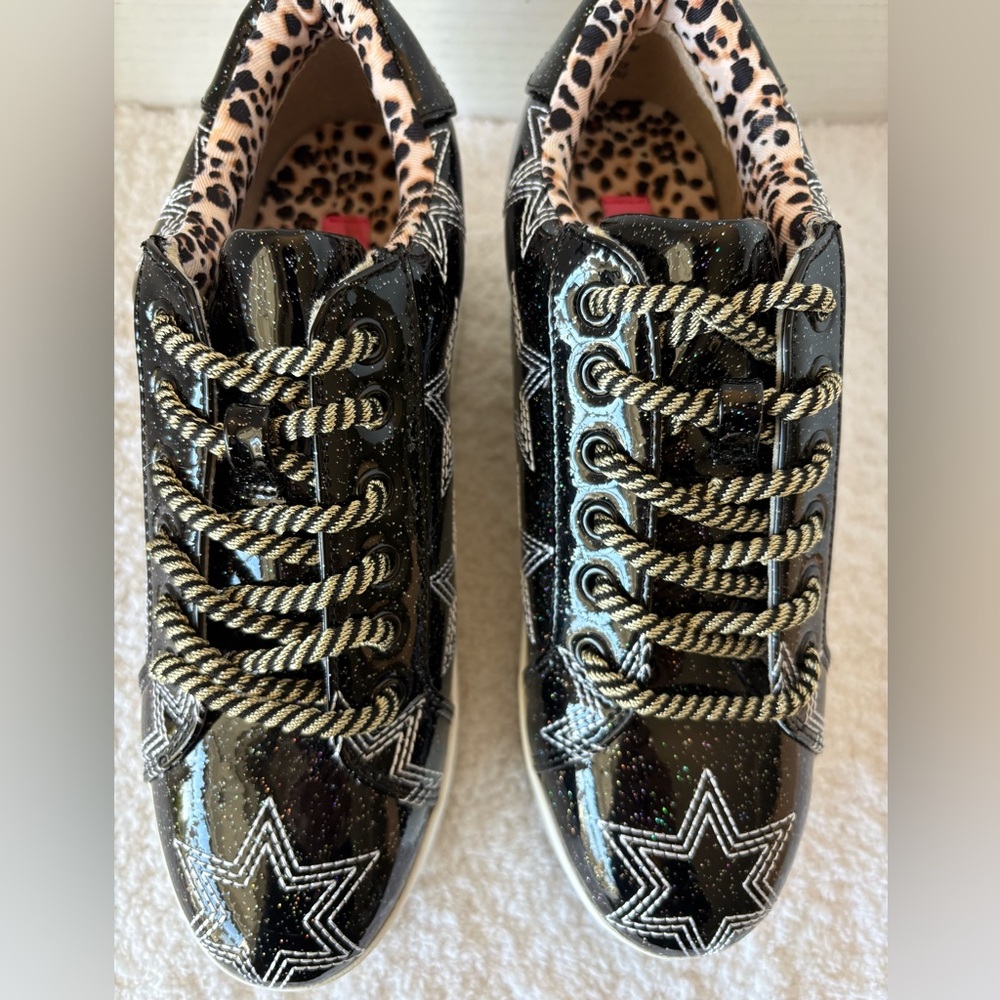 Betsey Johnson Groove Black Glitter Star Flatform Sneakers Women’s Size 7.5 - Picture 4 of 10